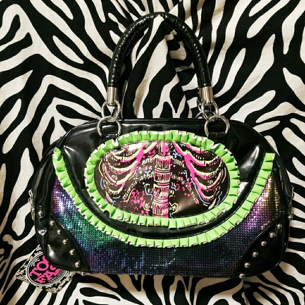 Too Fast Brand Rib Cage Purse